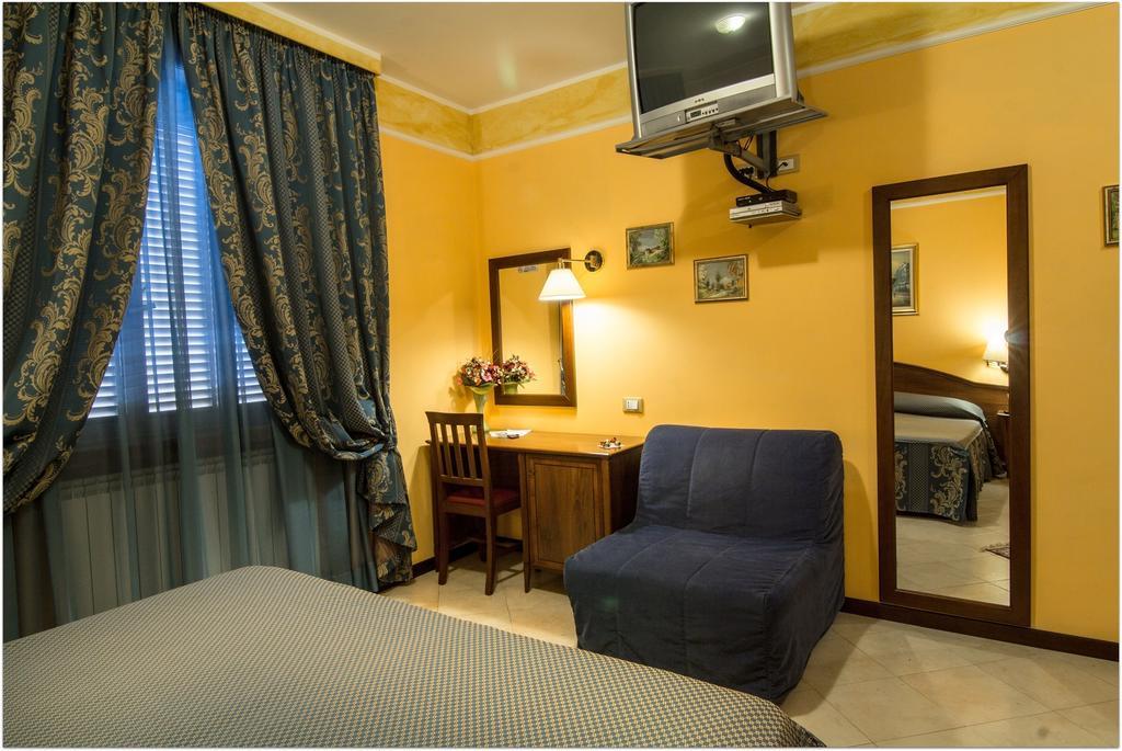 B&B Degli Amici Ciampino Cameră foto